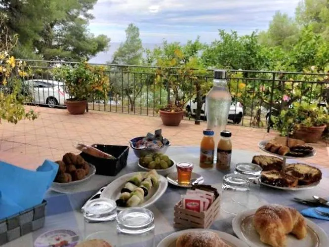 Couette-café Zia Yaya 3*