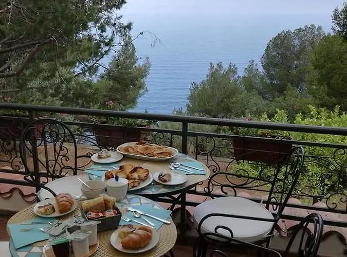 Zia Yaya Bed & Breakfast 3*